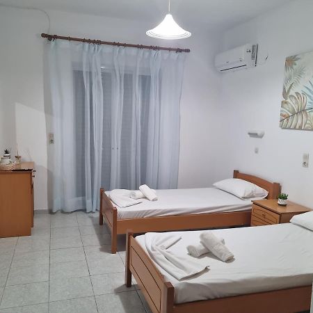 White Rose Apartment Kámpos Exterior photo